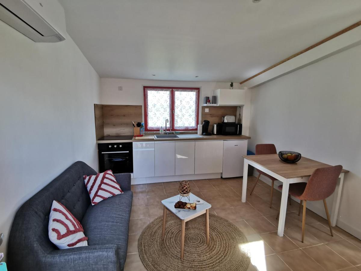 Mas La Belle Ambroise - Chambres D'Hotes Et Gite แซงต์อองบัวซ์ ภายนอก รูปภาพ