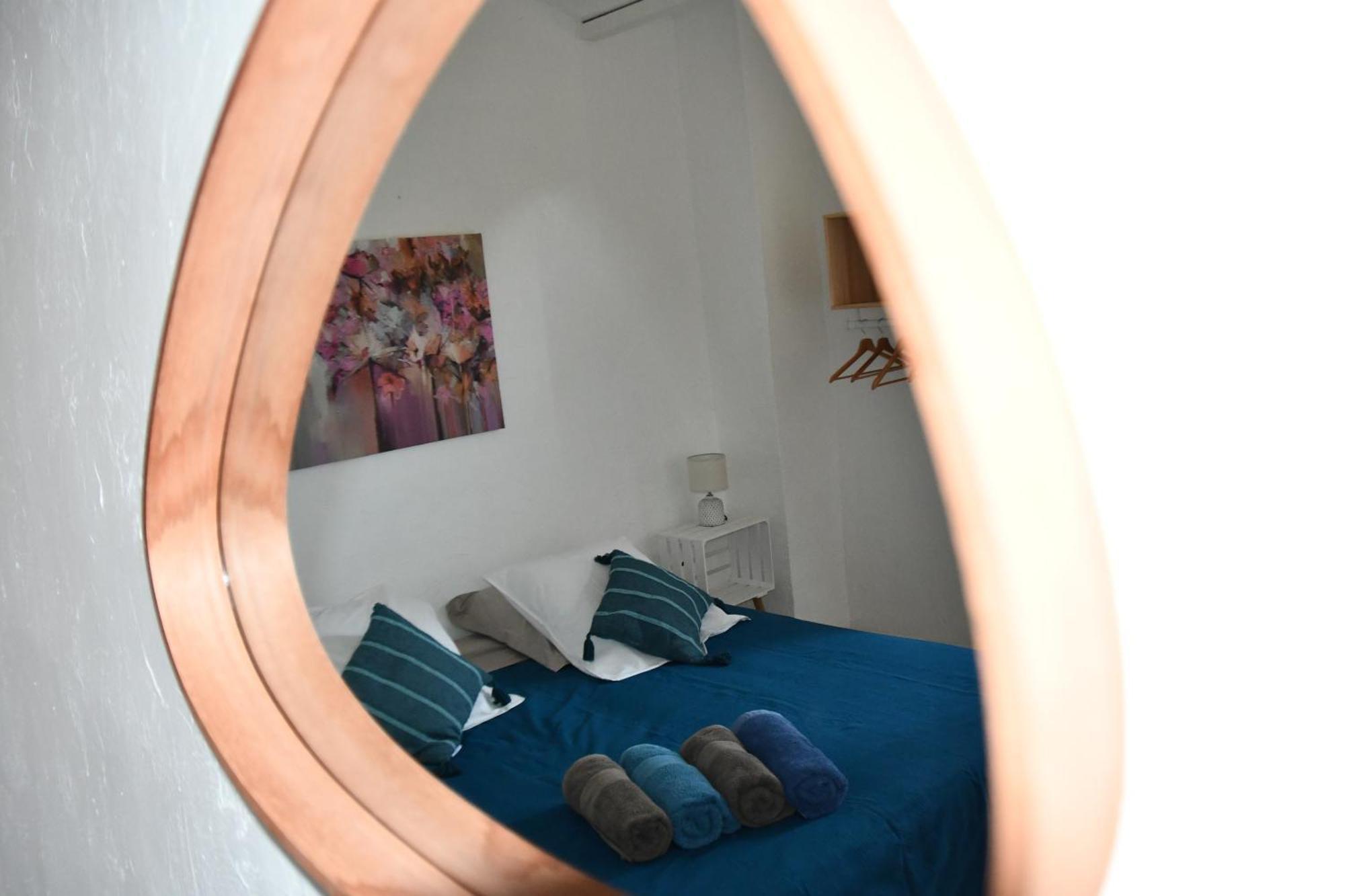 Mas La Belle Ambroise - Chambres D'Hotes Et Gite แซงต์อองบัวซ์ ภายนอก รูปภาพ