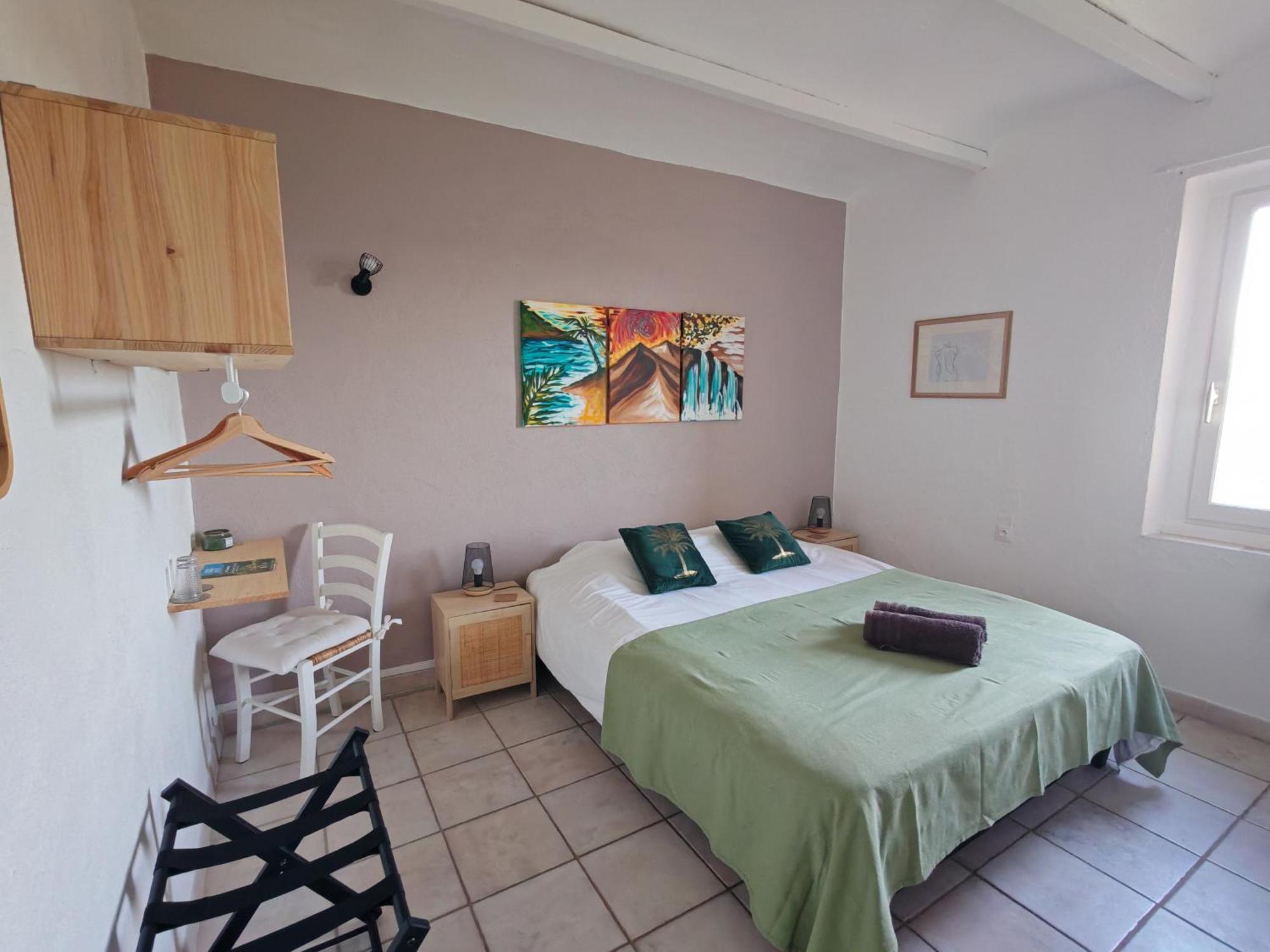 Mas La Belle Ambroise - Chambres D'Hotes Et Gite แซงต์อองบัวซ์ ภายนอก รูปภาพ